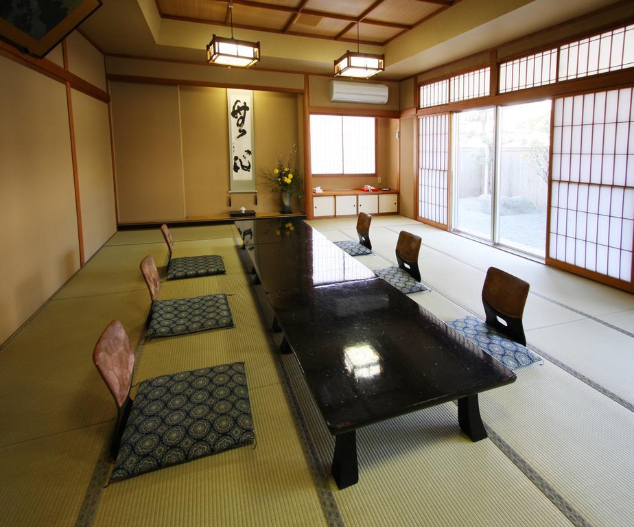 Kohan No Yado Yoshidaya Sado Exterior foto